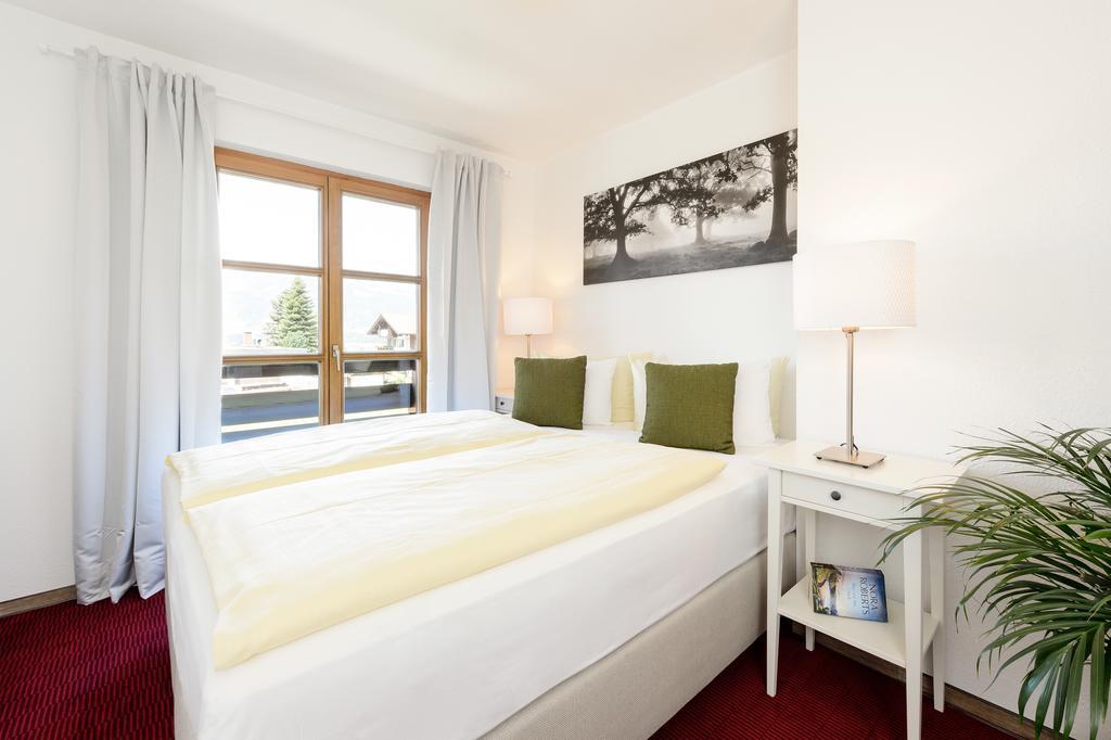 Ferienwohnung Ess: 4-Star Family Wellness Retreat Oberstdorf Exterior photo